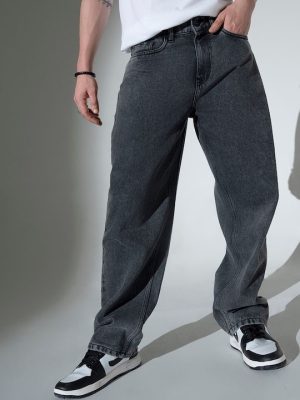 Men Relaxed Fit Clean Look Light Fade Jeans