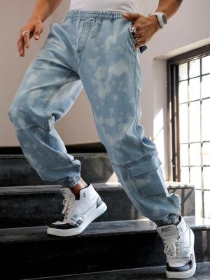 Men Blue Relaxed Fit Light Fade Stretchable Jeans