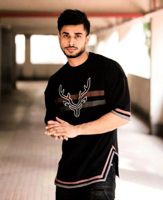 Black Deer Chest Stripe Oversize Drop Shoulder T-Shirt