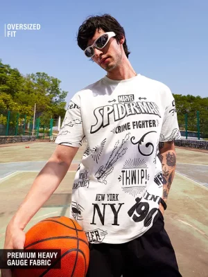 Web-Slinging Crime Fighter Oversized T-shirt