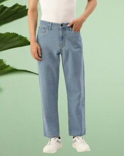 Men Lightly Washed Relaxed Jeans
