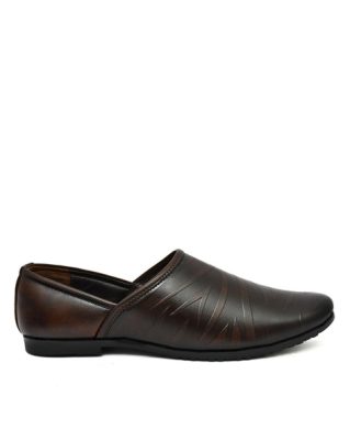 Men Round Toe Slip-On Juttis