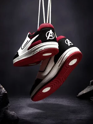 Realm Men Low-Top Sneakers