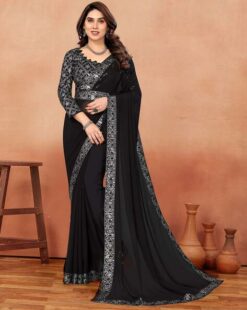 Women Embellished Saree with Lace Border