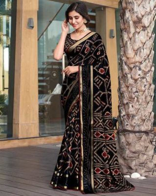Women Ikat Print Saree with Zari Border